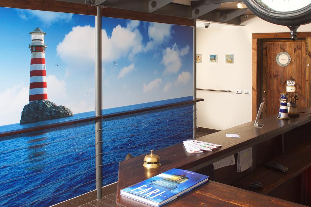 Residenza Pizzofalcone Neapel Rum bild